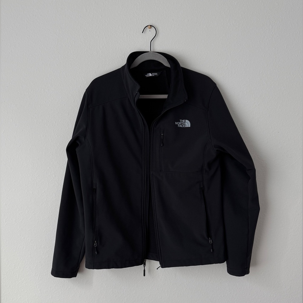 The North Face soft shell jacket - size M